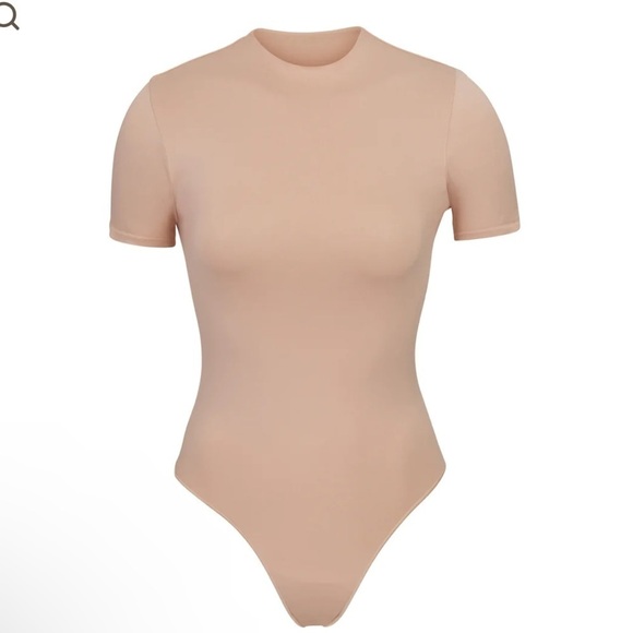 Skims ESSENTIAL T-SHIRT BODYSUIT Shapewear - Picture 4 of 10